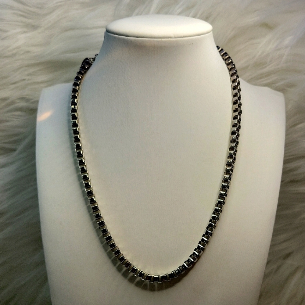 Vintage Vendome Box Chain